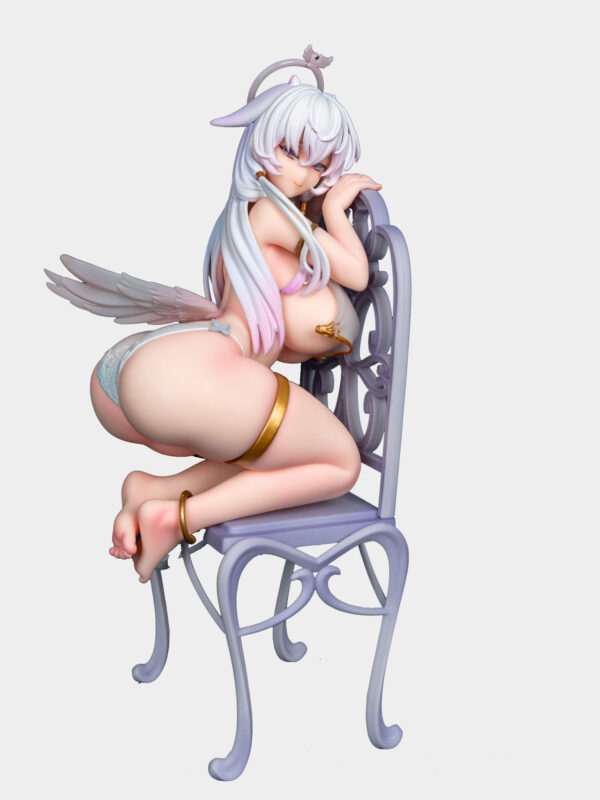 Pure White Angel-chan